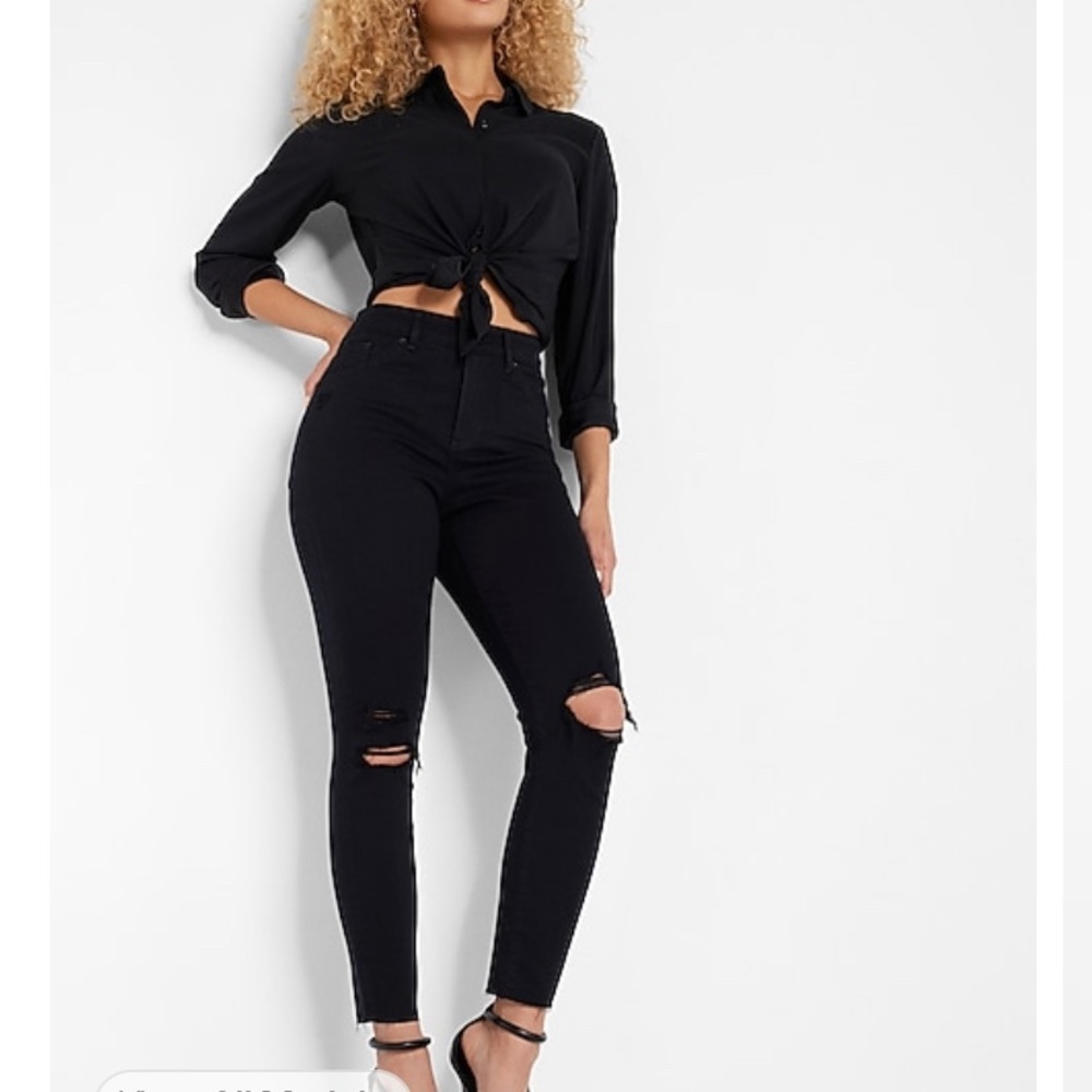 Curvy high waisted black jeans